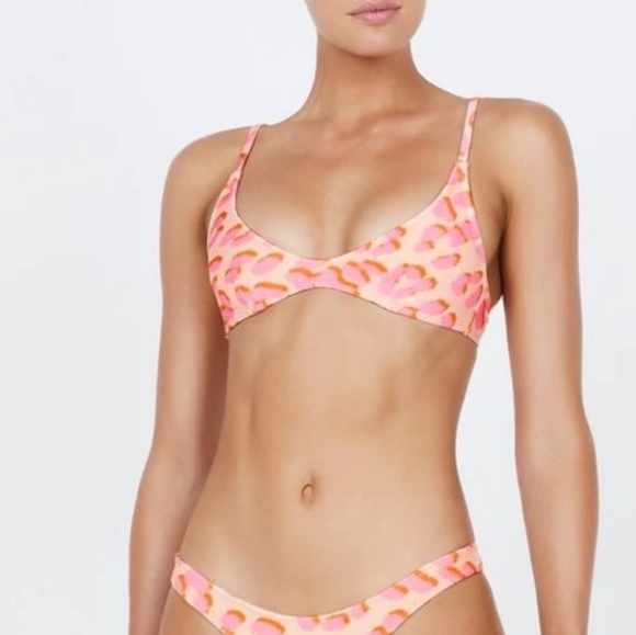 Triangl Maia Pearl Velvet Bikini Top - Picture 5 of 7